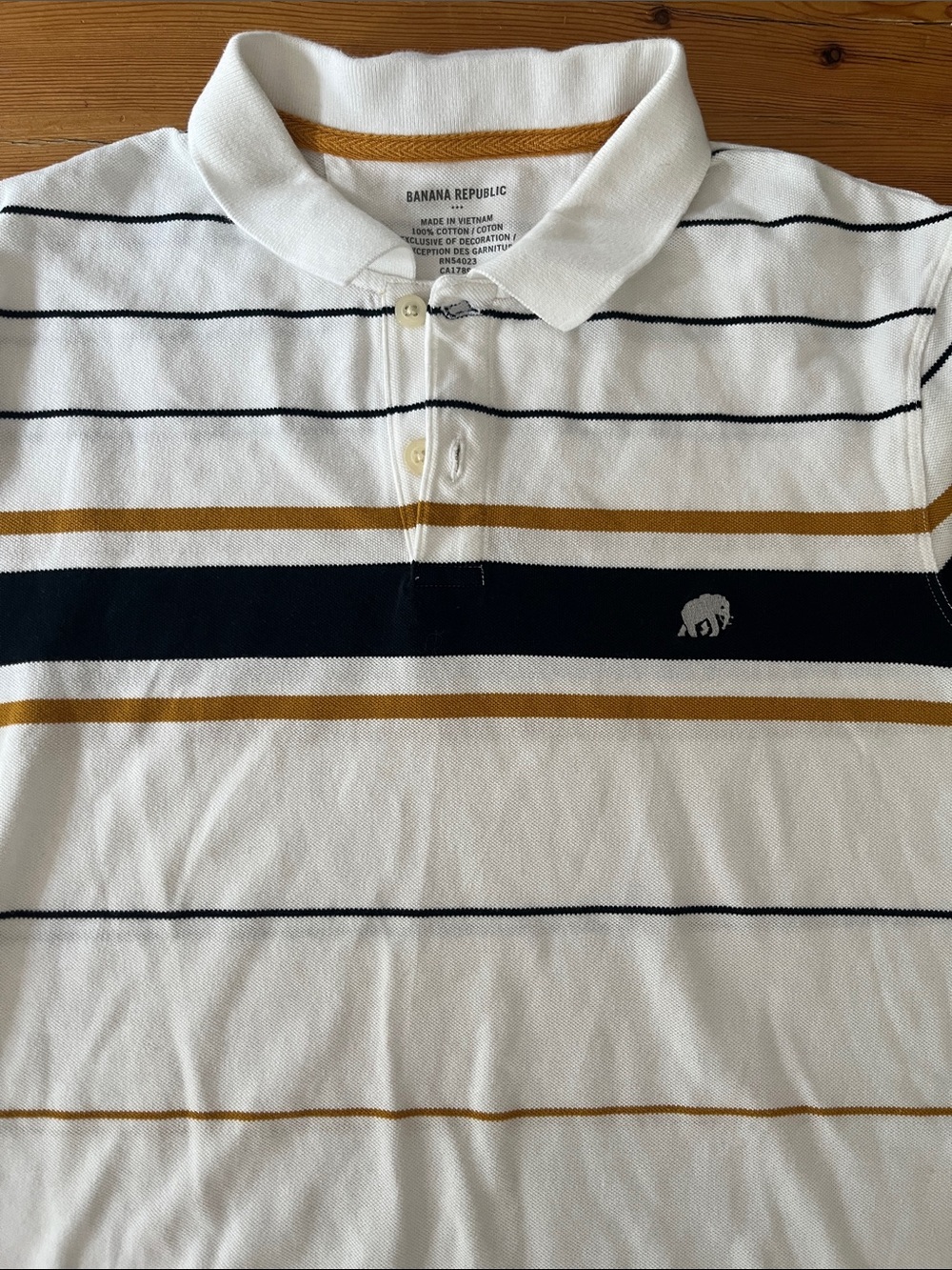 Banana Republic White Polo with Navy & Gold Stripes, sz M